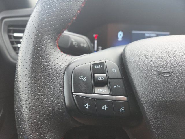 Used 2024 Ford Escape ST-Line w/ Tech Pack #1 AWD/4WD image 15