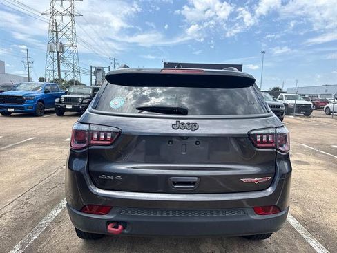 Used 2018 Jeep Compass Trailhawk AWD/4WD image 7