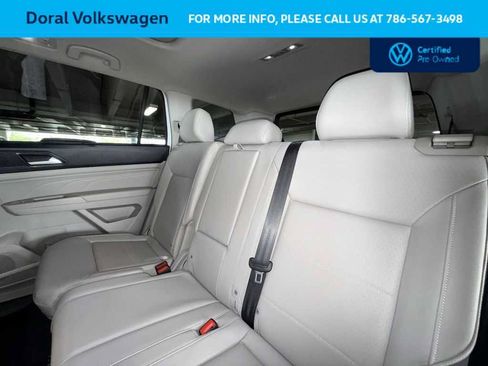 Used 2023 Volkswagen Atlas SE w/ Panoramic Sunroof Package FWD image 22