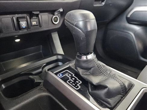 Used 2022 Toyota Tacoma SR5 image 12