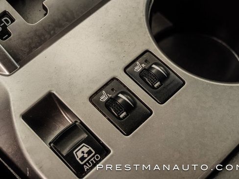 Used 2023 Toyota 4Runner SR5 Premium image 5