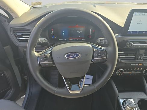 Used 2023 Ford Escape Active AWD/4WD image 4
