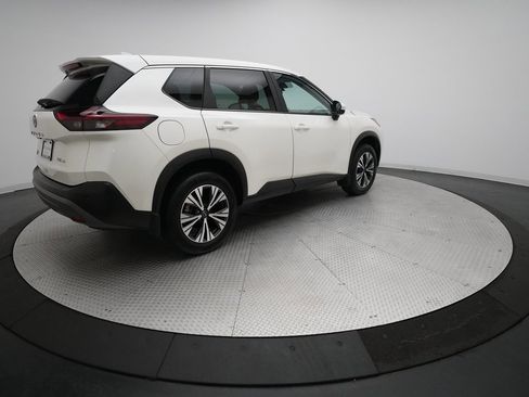 Used 2023 Nissan Rogue SV image 35