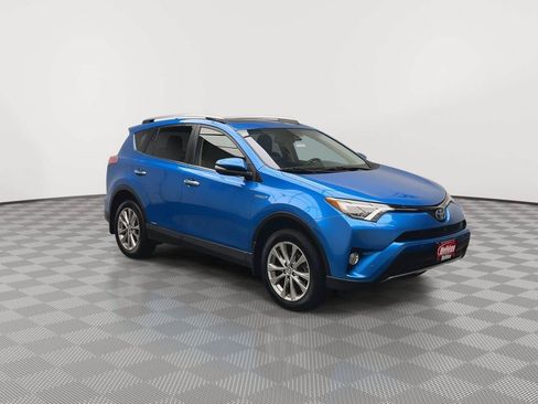 Used 2018 Toyota RAV4 Limited w/ Advanced Technology Package AWD/4WD image 34