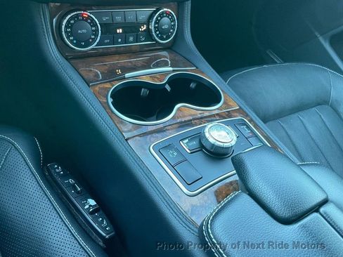 Used 2014 Mercedes-Benz CLS 550 4MATIC image 25