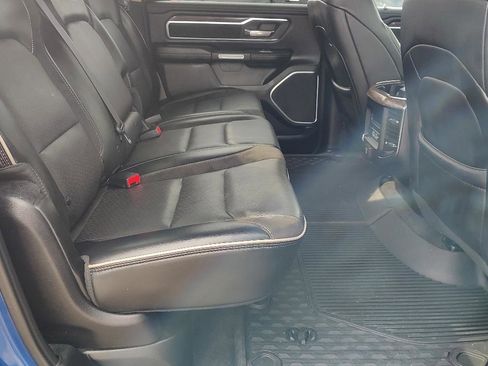 Used 2019 RAM 1500 Laramie AWD/4WD image 15