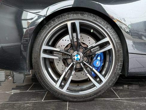 Used 2018 BMW M2 w/ Executive Package RWD image 28