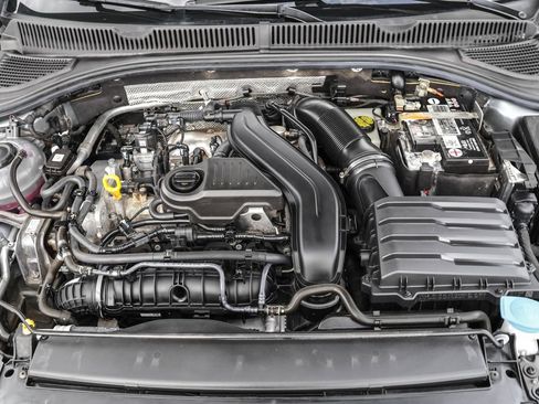 Certified 2023 Volkswagen Jetta SE FWD image 35