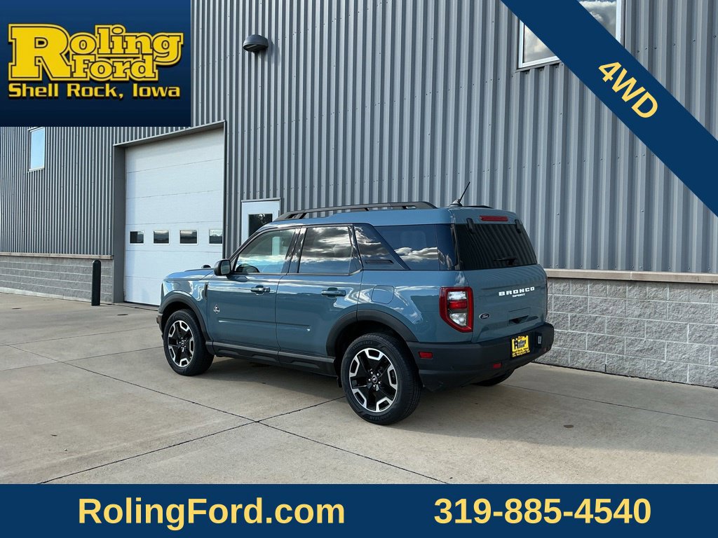 Used 2023 Ford Bronco Sport Outer Banks AWD/4WD image 3
