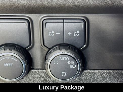 Used 2023 Chevrolet Tahoe LT w/ LT Signature Plus Package RWD image 15