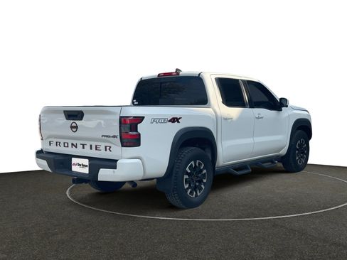 Used 2023 Nissan Frontier PRO-4X w/ Pro Convenience Package image 6