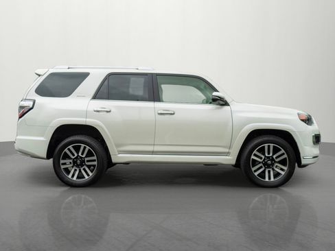 Used 2023 Toyota 4Runner Limited AWD/4WD image 8