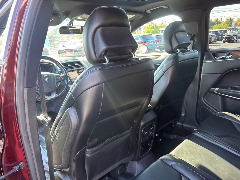 Used 2019 Lincoln MKC Select w/ Select Plus Package FWD image 27