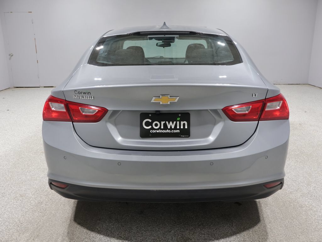 Used 2024 Chevrolet Malibu LT FWD image 3