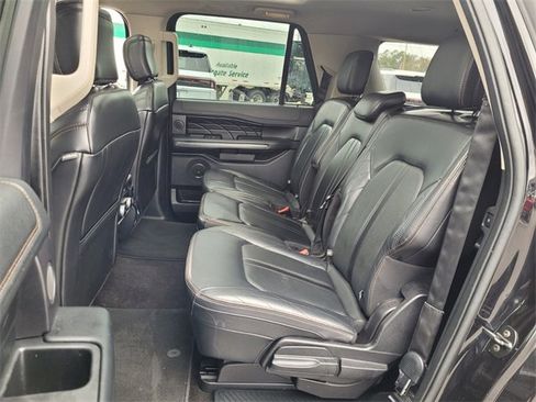 Used 2019 Ford Expedition Max Platinum image 9