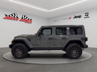 Used 2022 Jeep Wrangler Unlimited Rubicon w/ Xtreme Recon 35" Tire Package video 3