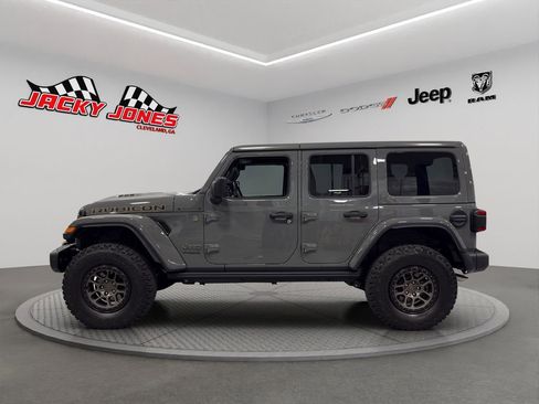 Used 2022 Jeep Wrangler Unlimited Rubicon w/ Xtreme Recon 35" Tire Package image 3