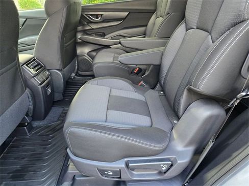 Used 2025 Subaru Ascent Premium image 20
