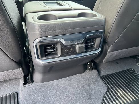 Used 2022 Chevrolet Silverado 1500 LTZ w/ LTZ Premium Package AWD/4WD image 37