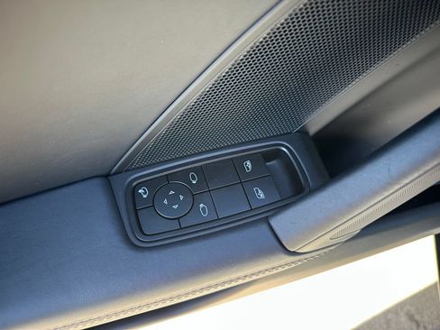 Certified 2025 Porsche 911 Carrera GTS RWD image 21