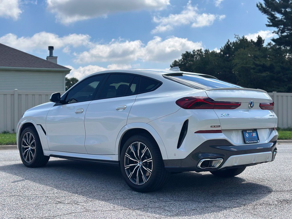 Used 2022 BMW X6 xDrive40i w/ M Sport Package AWD/4WD image 8