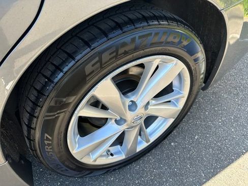 Used 2014 Nissan Altima 2.5 SL w/ Technology Package FWD image 20