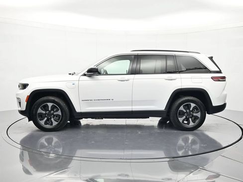 Used 2024 Jeep Grand Cherokee Limited 4xe AWD/4WD image 8
