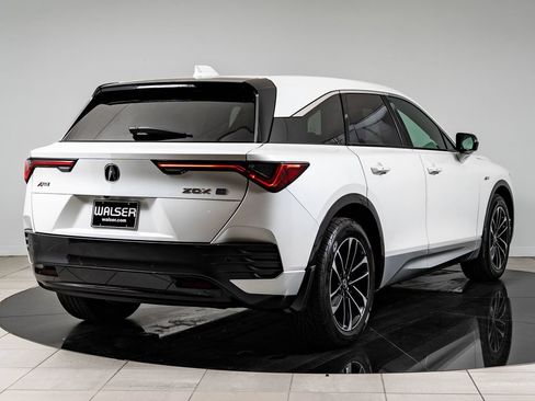 Used 2024 Acura ZDX A-Spec RWD image 10