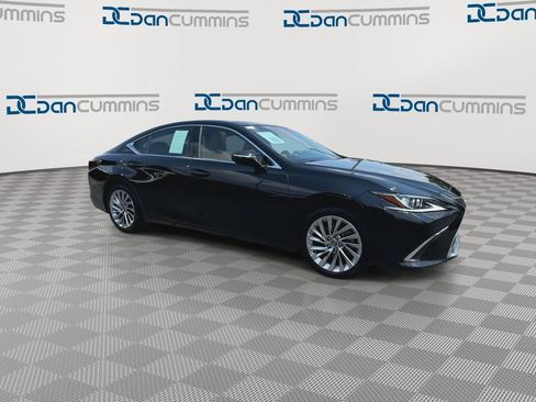 Used 2019 Lexus ES 350 w/ Accessory Package 2 FWD image 2