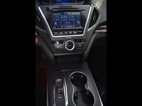 Used 2016 Acura MDX FWD image 12
