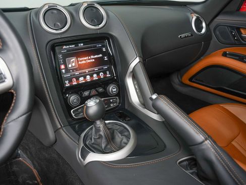 Used 2017 Dodge Viper GTS image 42