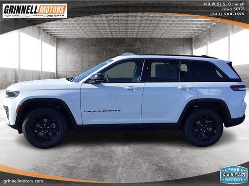New 2026 Jeep Grand Cherokee Altitude AWD/4WD image 8