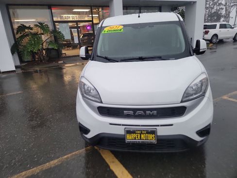 Used 2021 RAM ProMaster City Tradesman SLT image 9