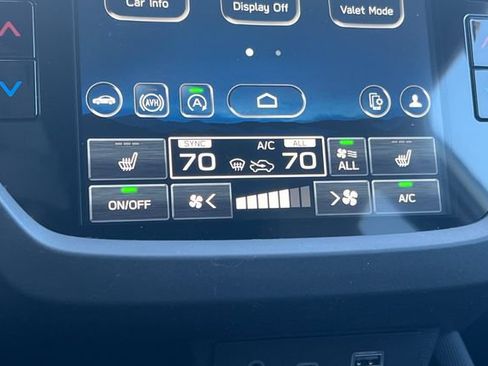 Used 2026 Subaru Forester Premium AWD/4WD image 17