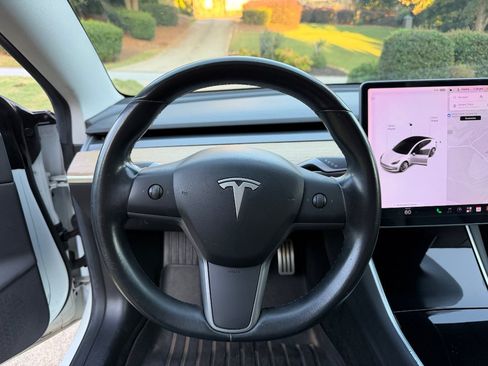 Used 2019 Tesla Model 3 Long Range AWD/4WD image 12