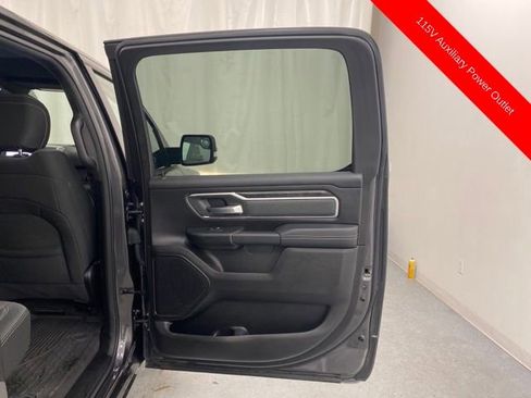 Used 2022 RAM 1500 Big Horn image 32