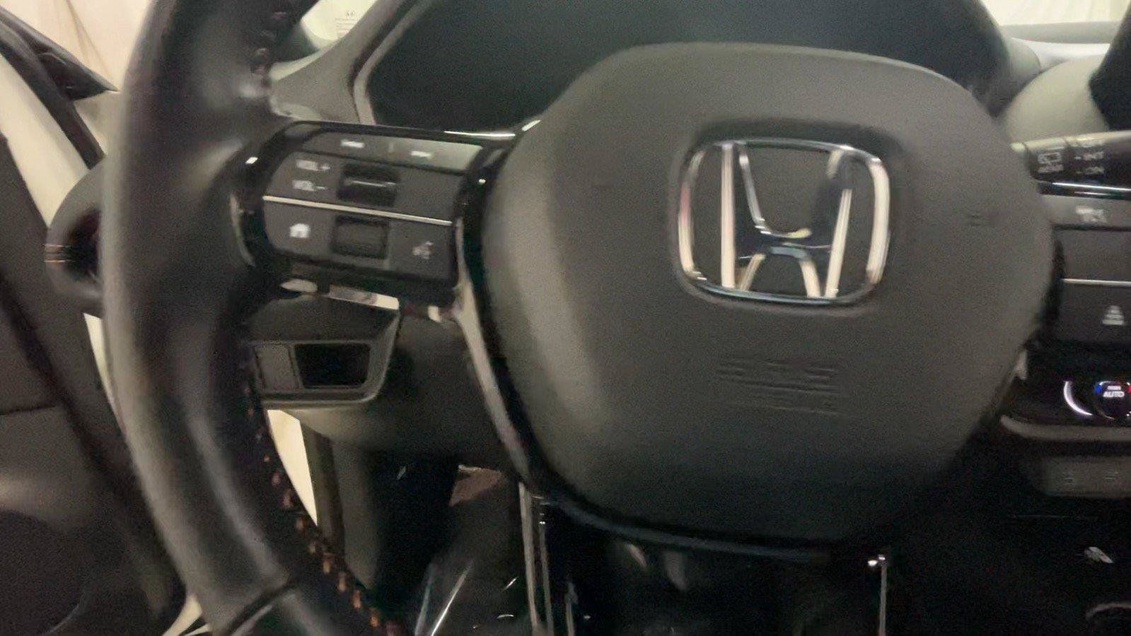 Certified 2026 Honda HR-V Sport image 35