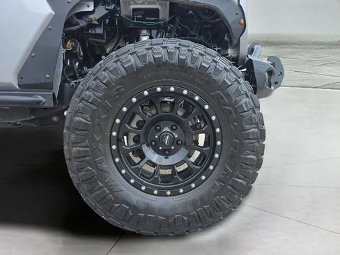 Used 2020 Jeep Wrangler Sport AWD/4WD image 27
