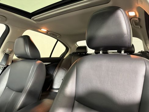 Used 2019 INFINITI Q50 Luxe w/ All Weather Package (L93) RWD image 14