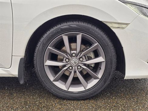 Used 2020 Honda Civic EX image 9