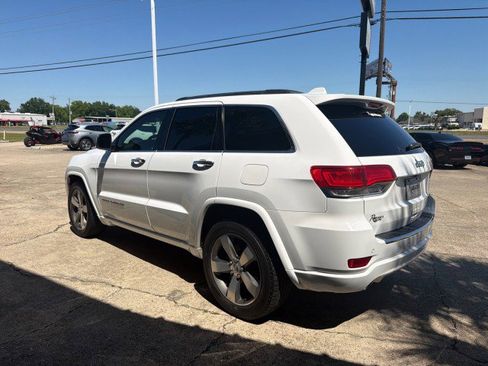 Used 2016 Jeep Grand Cherokee Overland w/ Advanced Technology Group RWD image 7