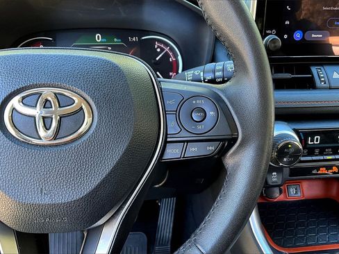 Used 2024 Toyota RAV4 Adventure image 11
