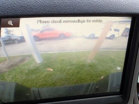 Used 2014 Ford F250 Lariat w/ Chrome Package image 11