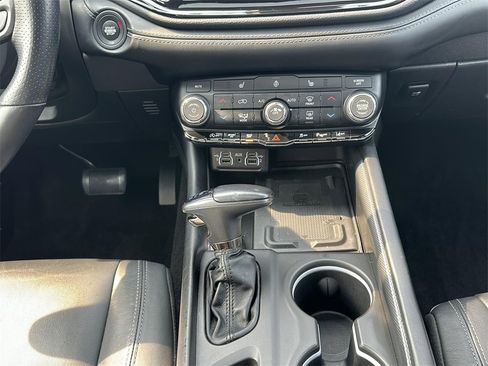 Used 2022 Dodge Durango GT image 17