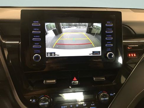 Used 2023 Toyota Camry SE w/ Cold Weather Package image 22