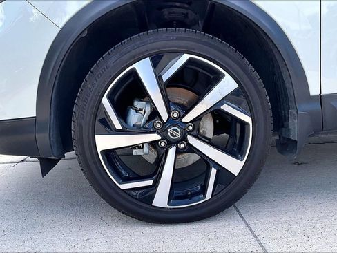 Used 2022 Nissan Rogue Sport SL AWD/4WD image 11