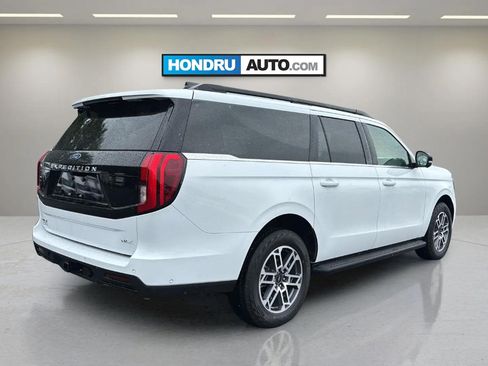 Used 2025 Ford Expedition Max Active AWD/4WD image 4