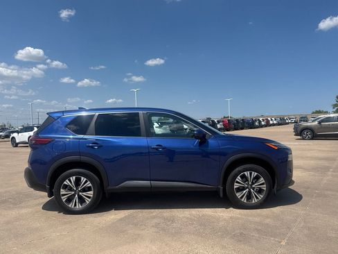 Used 2023 Nissan Rogue SV AWD/4WD image 25