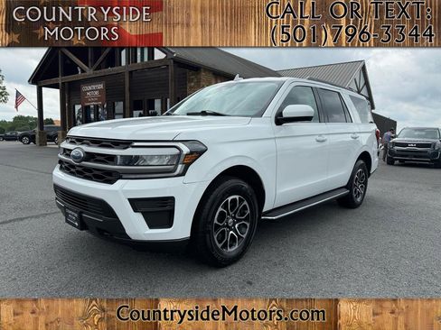 Used 2023 Ford Expedition XLT AWD/4WD image 1