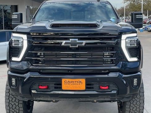 Used 2025 Chevrolet Silverado 2500 LTZ w/ Trail Boss Package AWD/4WD image 3